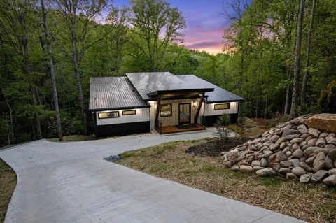 148 Brookwood Drive