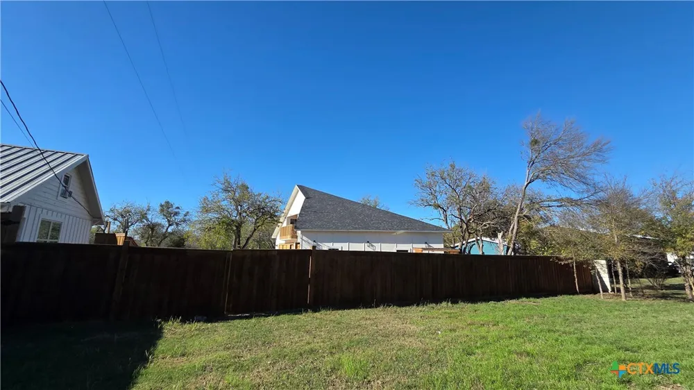 16580 Fm 2115 Salado, TX 76571