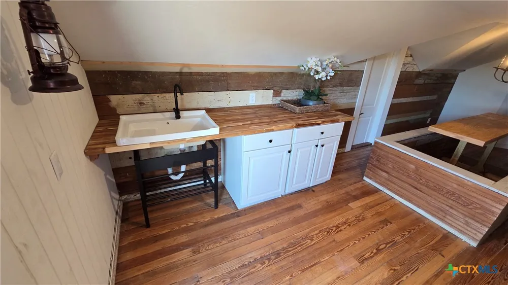 16580 Fm 2115 Salado, TX 76571