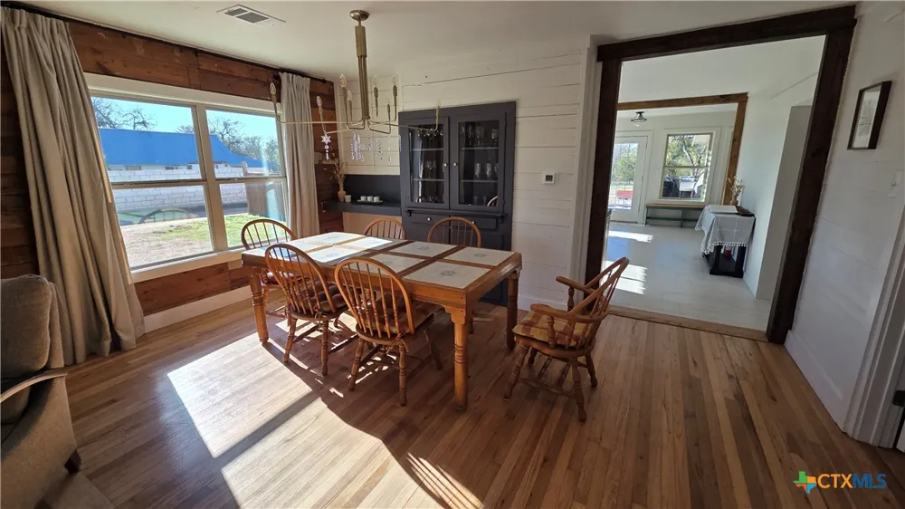 16580 Fm 2115 Salado, TX 76571