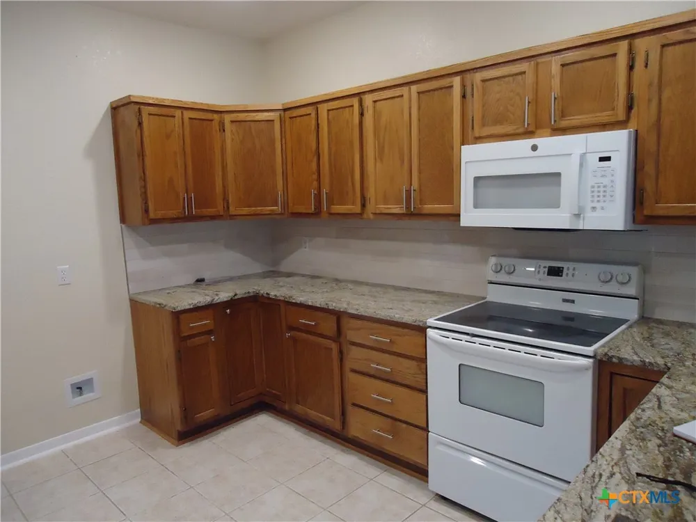 9630 Hunt Hill Road Rogers, TX 76569