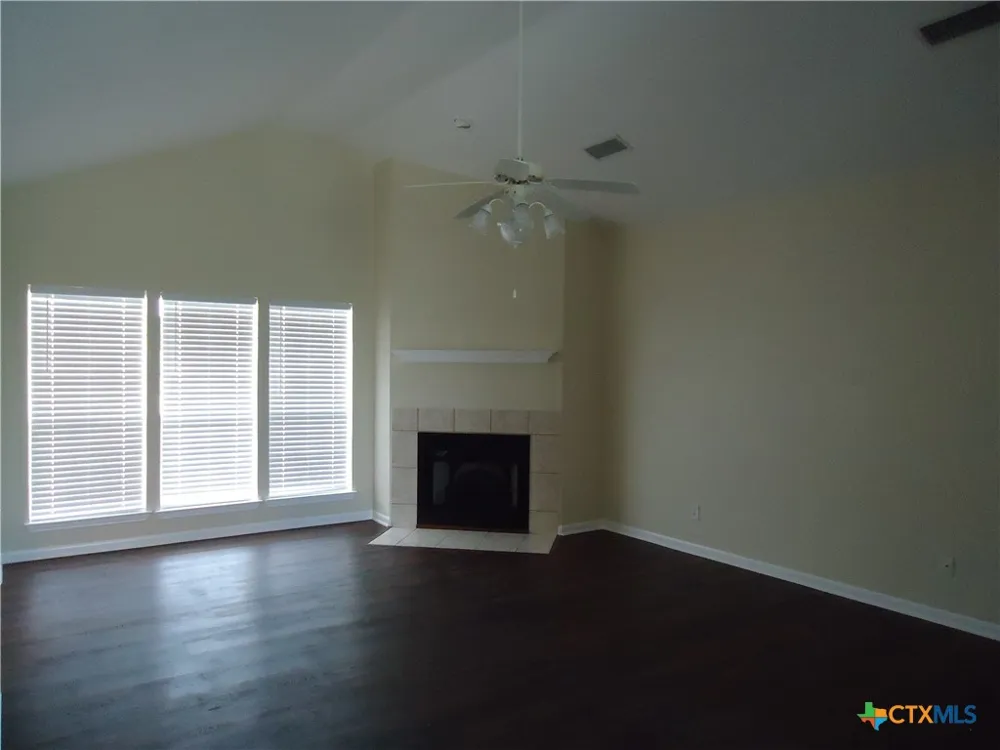 9630 Hunt Hill Road Rogers, TX 76569