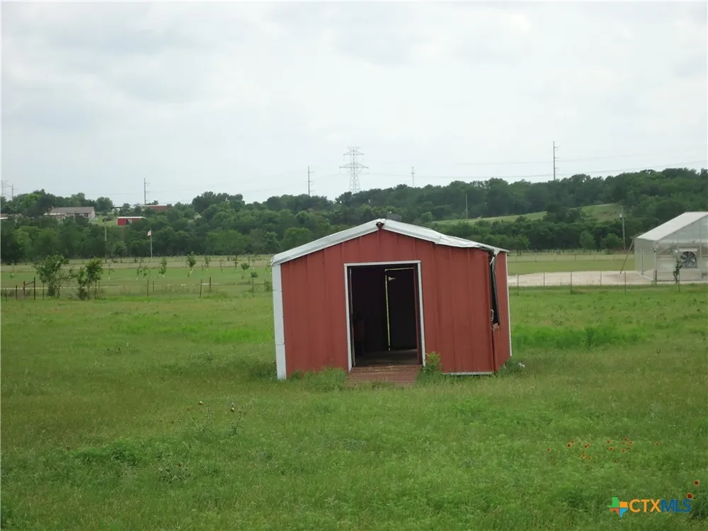 9630 Hunt Hill Road Rogers, TX 76569