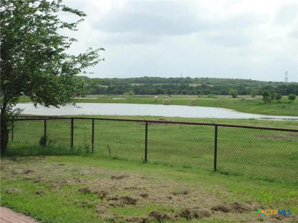9630 Hunt Hill Road Rogers, TX 76569