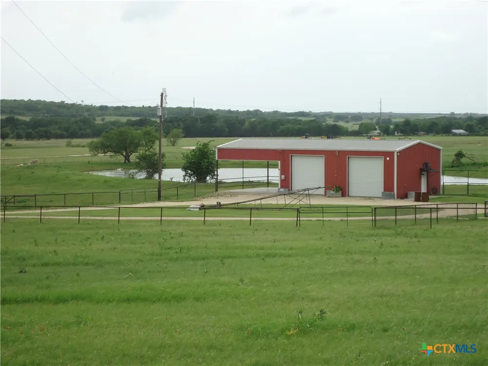 9630 Hunt Hill Road Rogers, TX 76569