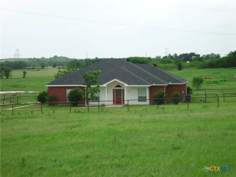 9630 Hunt Hill Road Rogers, TX 76569