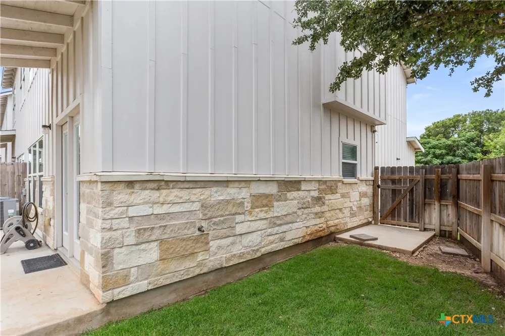 230 Topaz New Braunfels, TX 78130