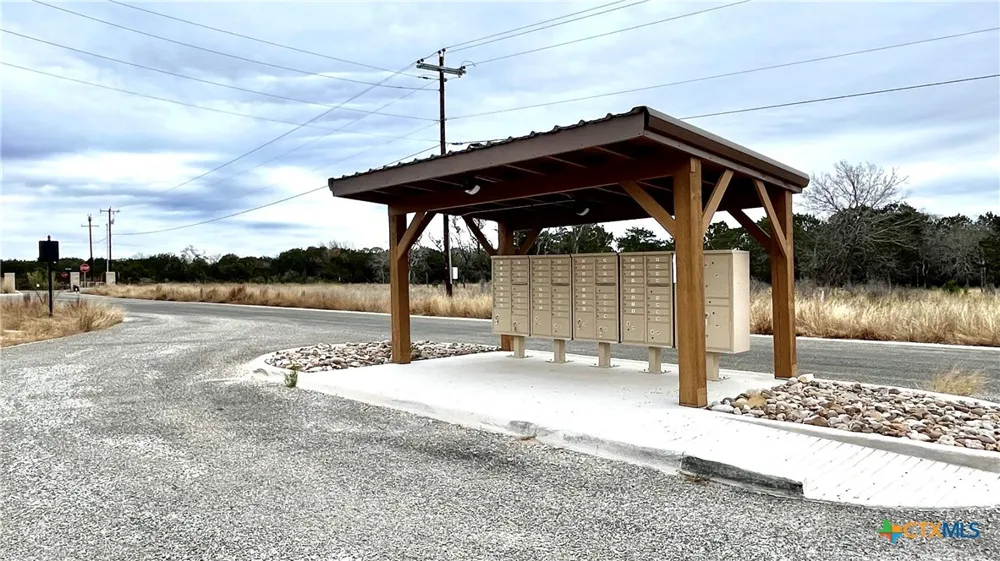 15 Clearwater Canyon Road Bandera, TX 78003
