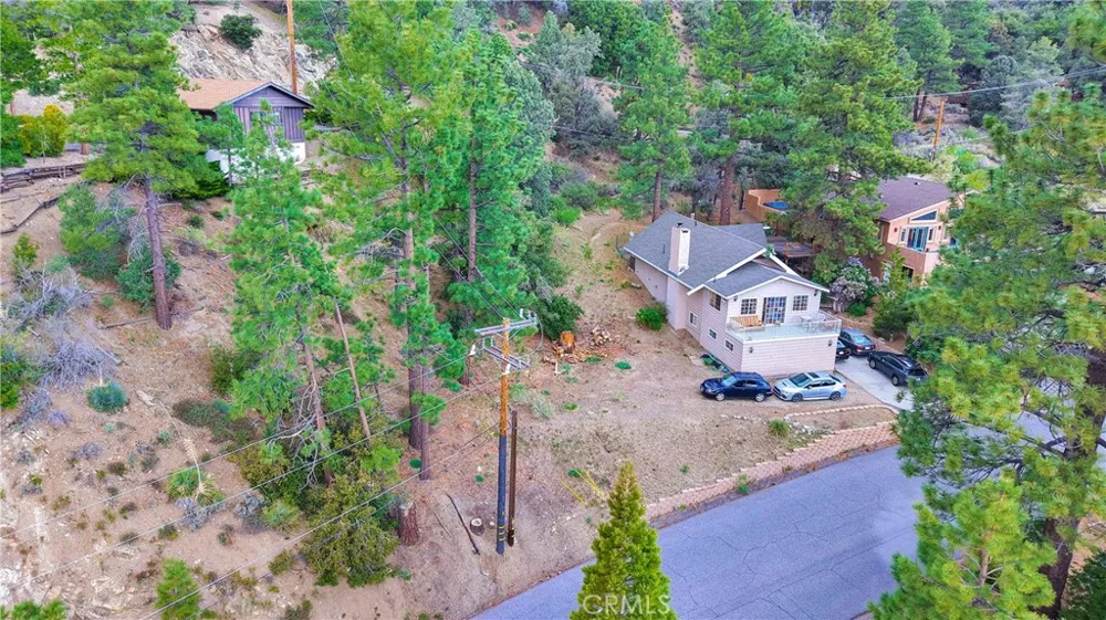 1050 Rivera Drive Wrightwood, CA 92397
