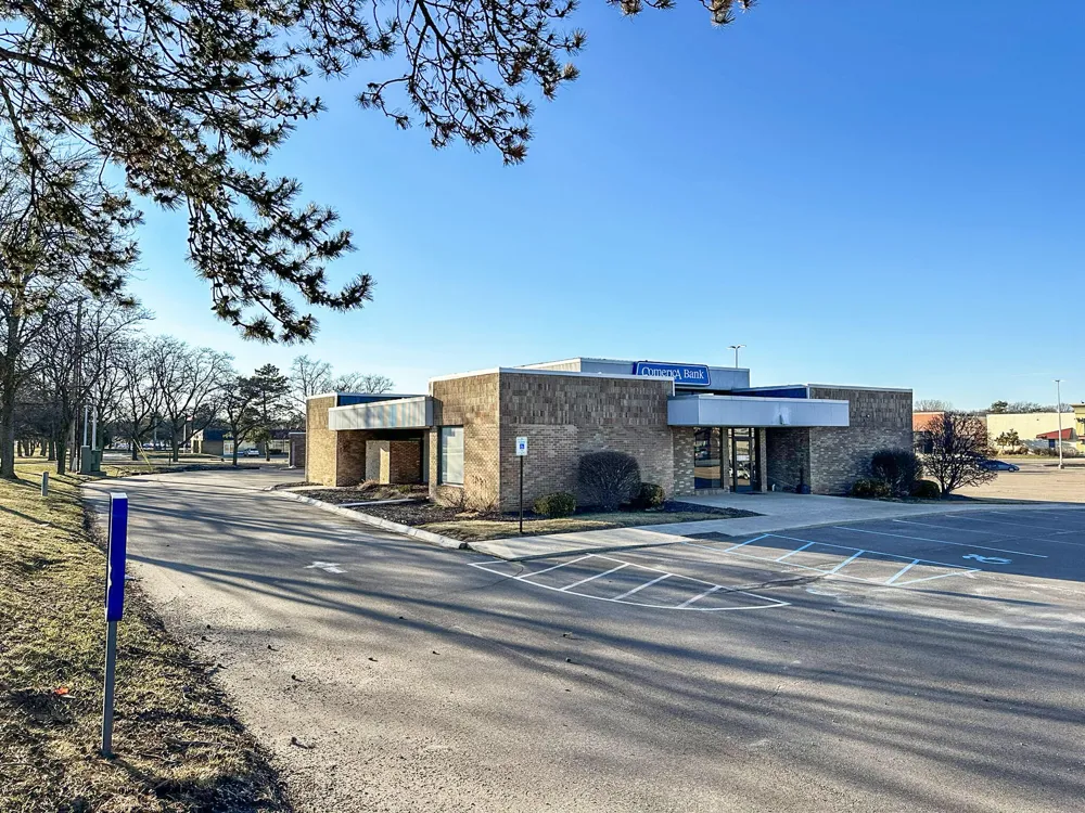 5510 W Saginaw Highway