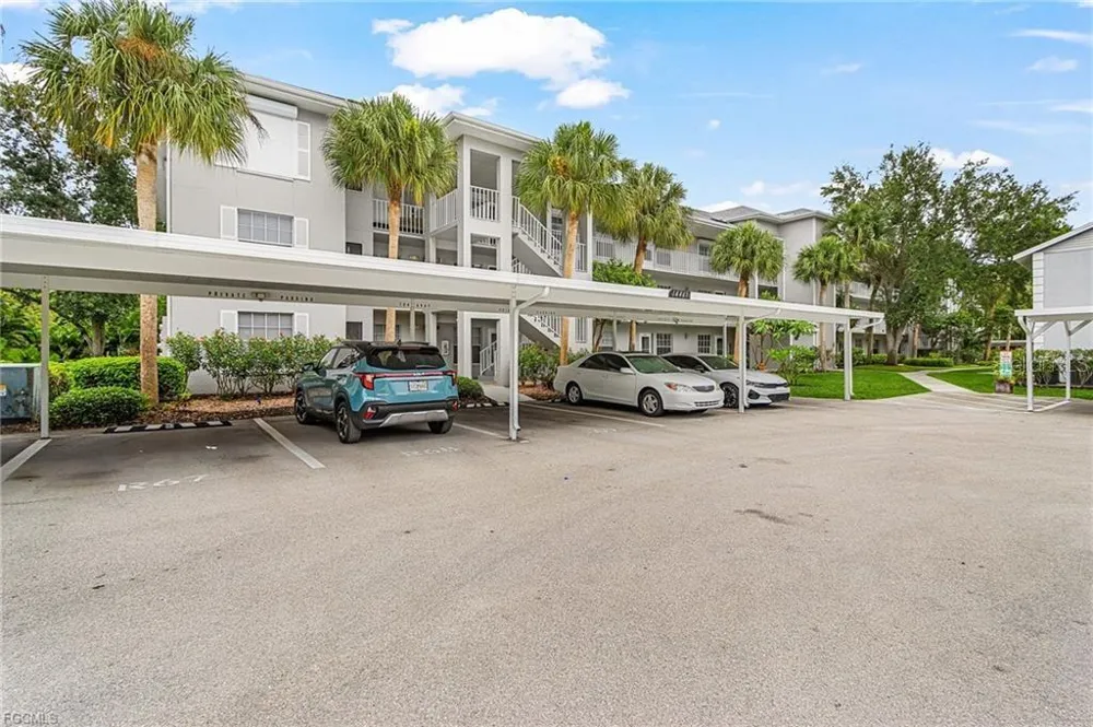 14461 LAKEWOOD TRACE COURT #103 Fort Myers, FL 33919