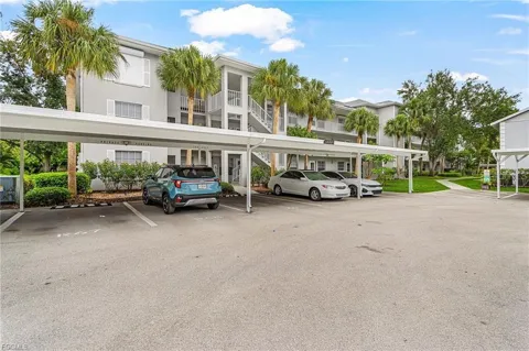 14461 LAKEWOOD TRACE COURT #103