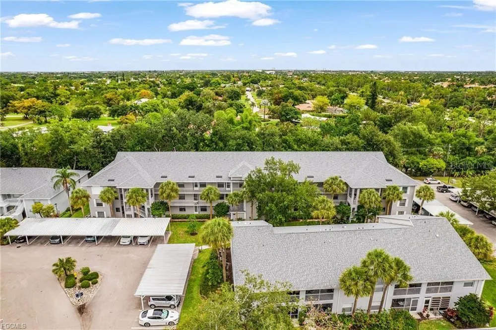 14461 LAKEWOOD TRACE COURT #103 Fort Myers, FL 33919
