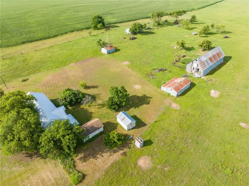 16401 Cedar Rock Parkway Crawford, TX 76638