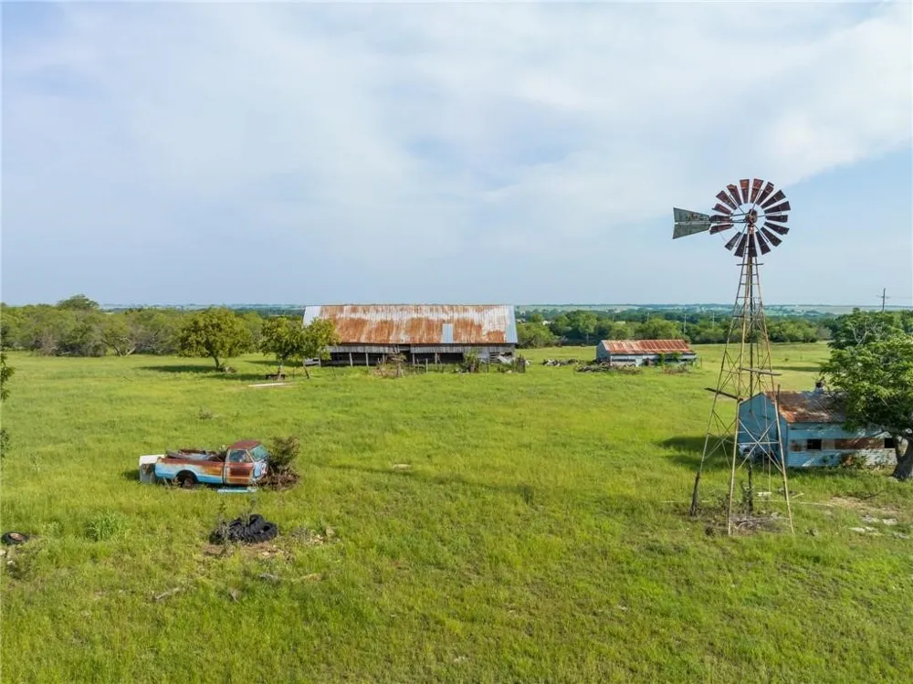 16401 Cedar Rock Parkway Crawford, TX 76638