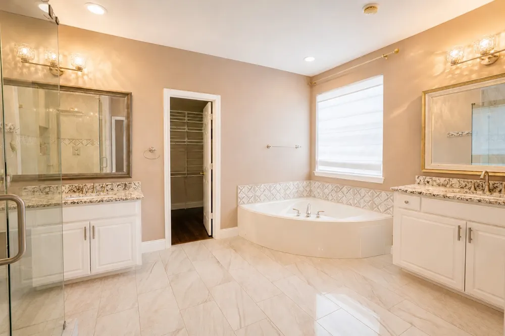 4453 Red Barn Drive Richardson, TX 75082