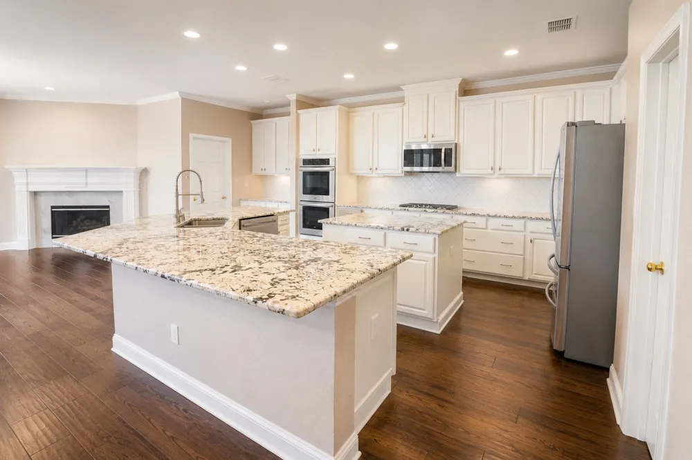4453 Red Barn Drive Richardson, TX 75082