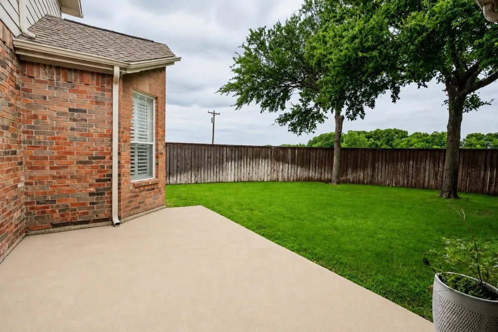 4453 Red Barn Drive Richardson, TX 75082