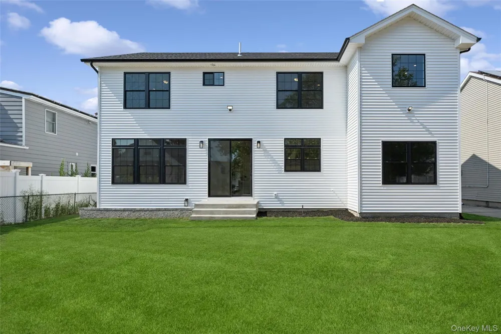 1750 Henry Road Merrick, NY 11566