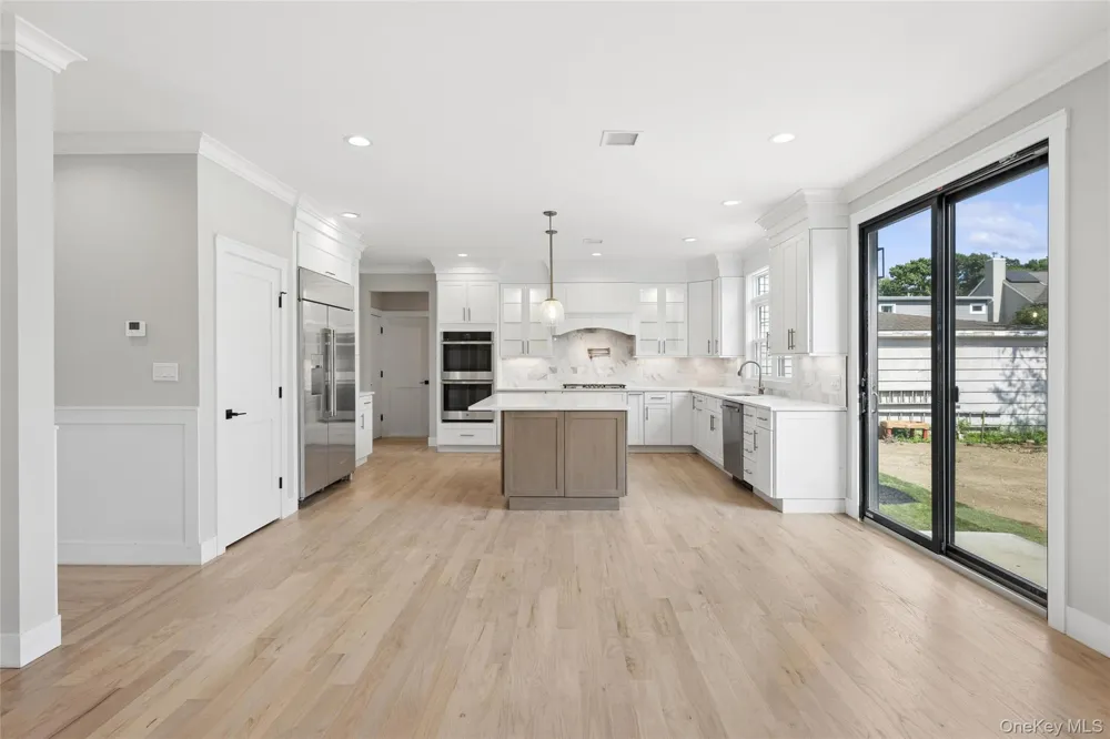 1750 Henry Road Merrick, NY 11566