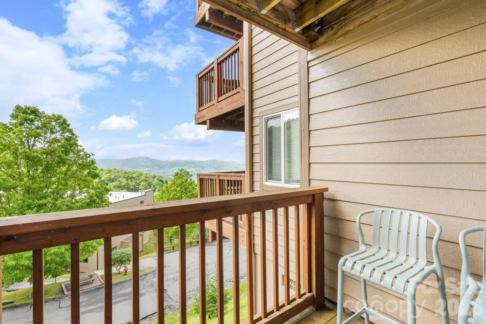 110 Sugar Ski Drive #10-401 Sugar Mountain, NC 28604