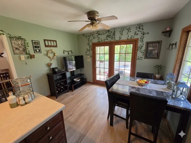 14968 County Road 25 Rollingstone, MN 55969