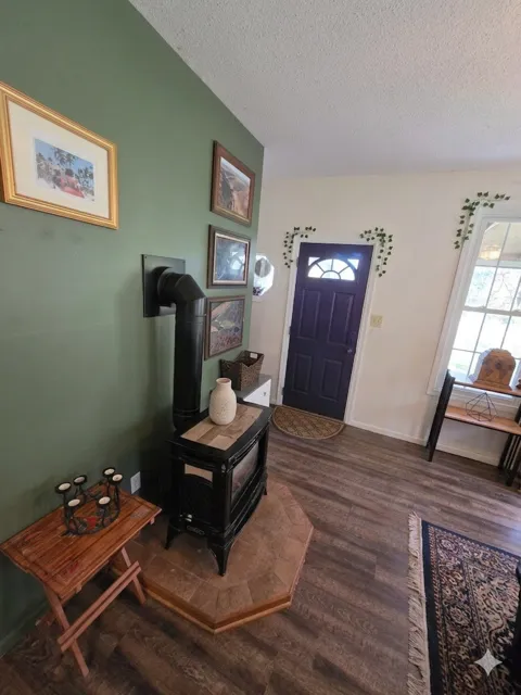 14968 County Road 25 Rollingstone, MN 55969