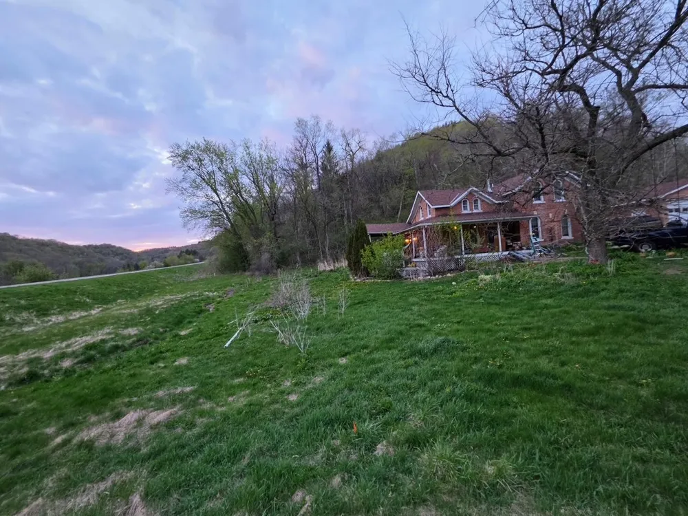 14968 County Road 25 Rollingstone, MN 55969