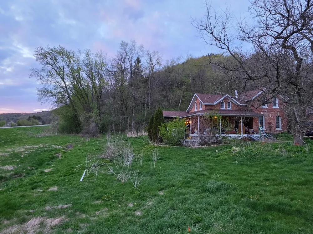 14968 County Road 25 Rollingstone, MN 55969