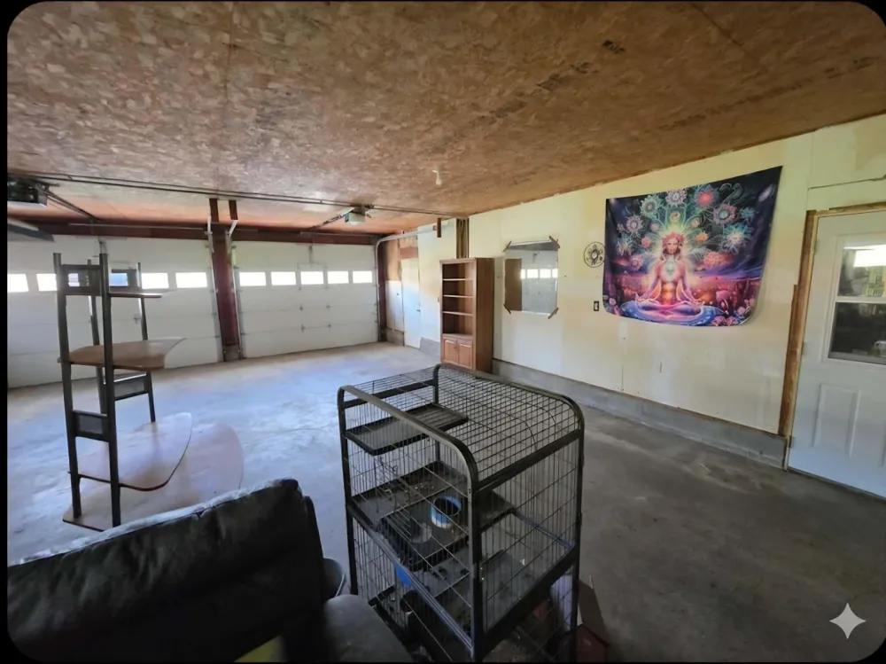 14968 County Road 25 Rollingstone, MN 55969