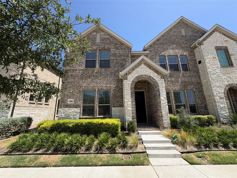 416 4th Street Argyle, TX 76226