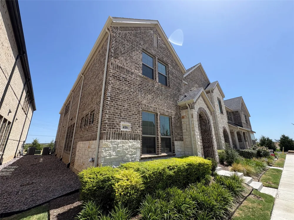 416 4th Street Argyle, TX 76226