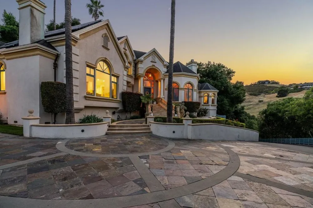 1720 Jasper Highlands Drive Morgan Hill, CA 95037
