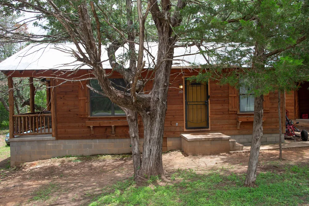 200 Arrowhead Drive Smithville, TX 78957
