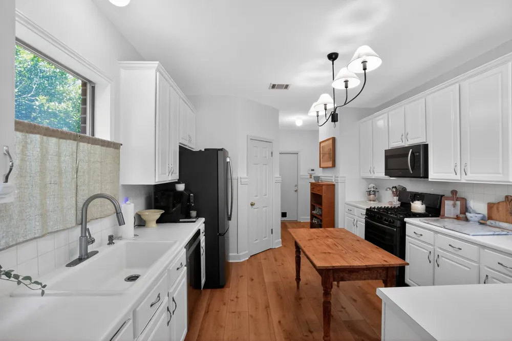 300 Carriage Hills Drive Georgetown, TX 78626