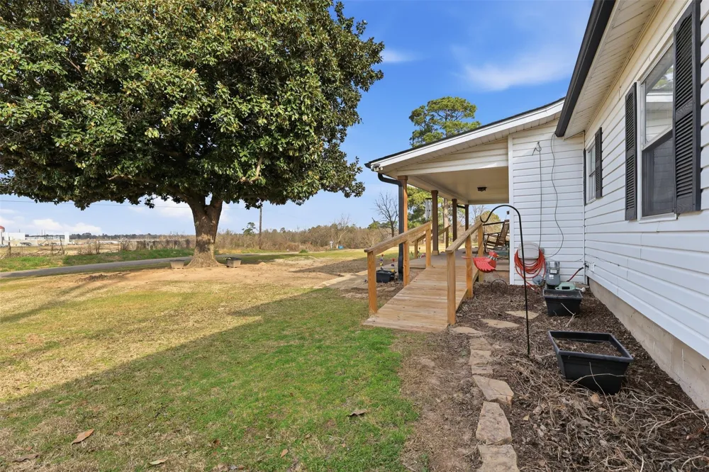 152 County Road 4310 Winnsboro, TX 75494