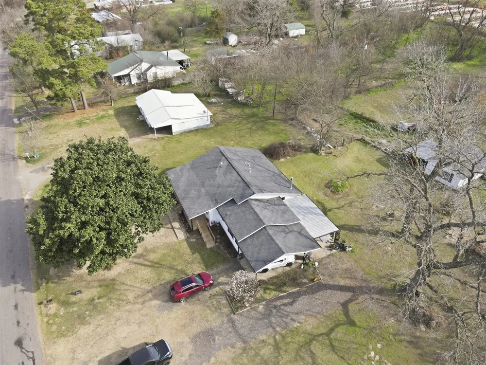 152 County Road 4310 Winnsboro, TX 75494