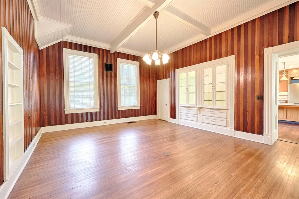 350 Madison Street La Grange, TX 78945