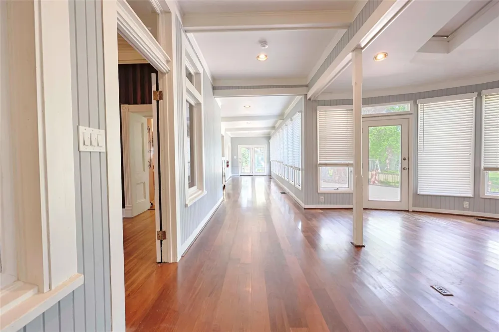 350 Madison Street La Grange, TX 78945