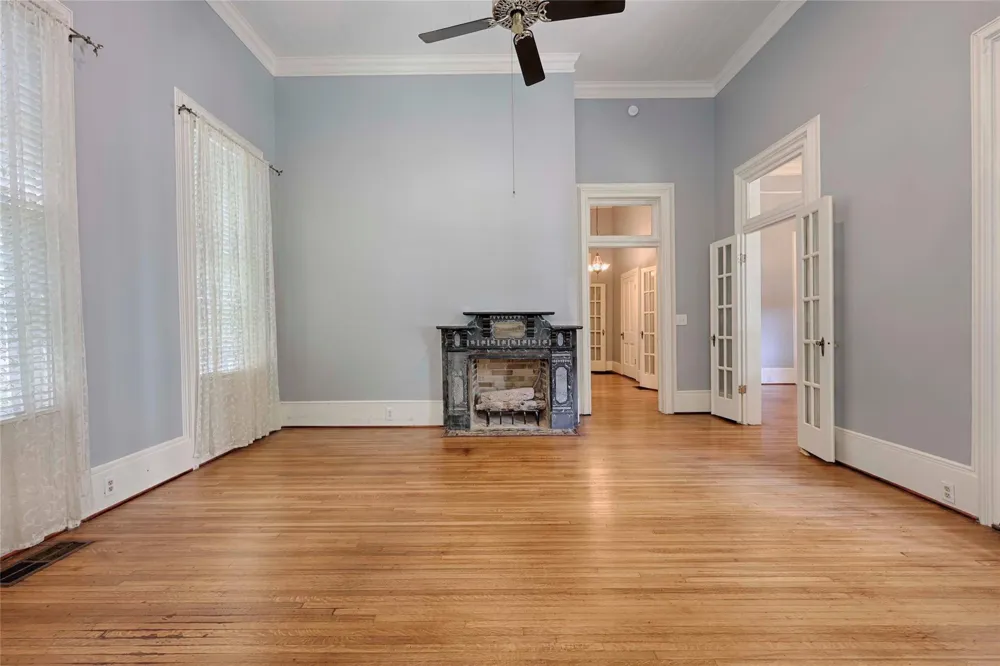 350 Madison Street La Grange, TX 78945