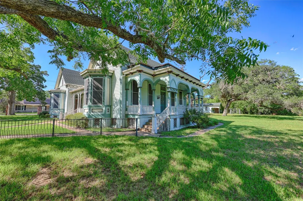 350 Madison Street La Grange, TX 78945