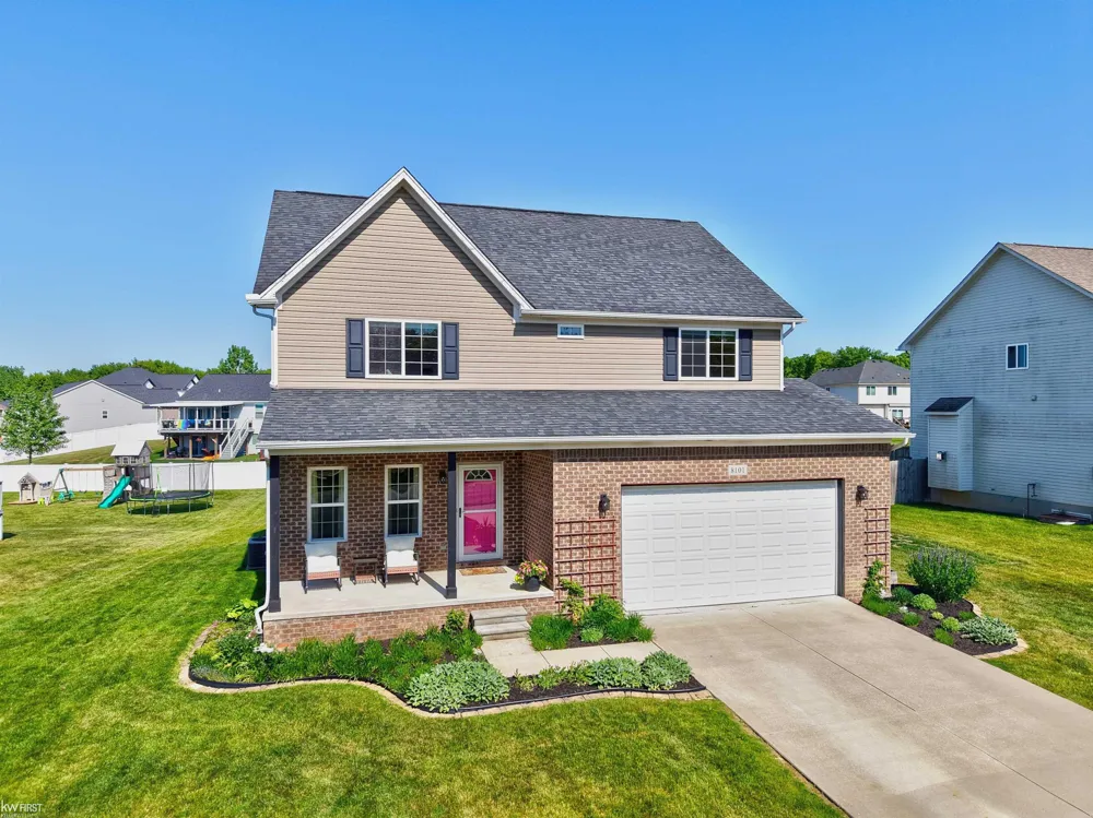 8101 Peninsula Circle Mundy Township, MI 48439