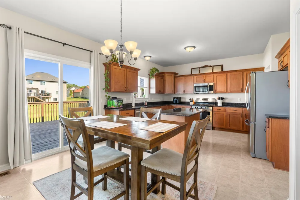 8101 Peninsula Circle Mundy Township, MI 48439