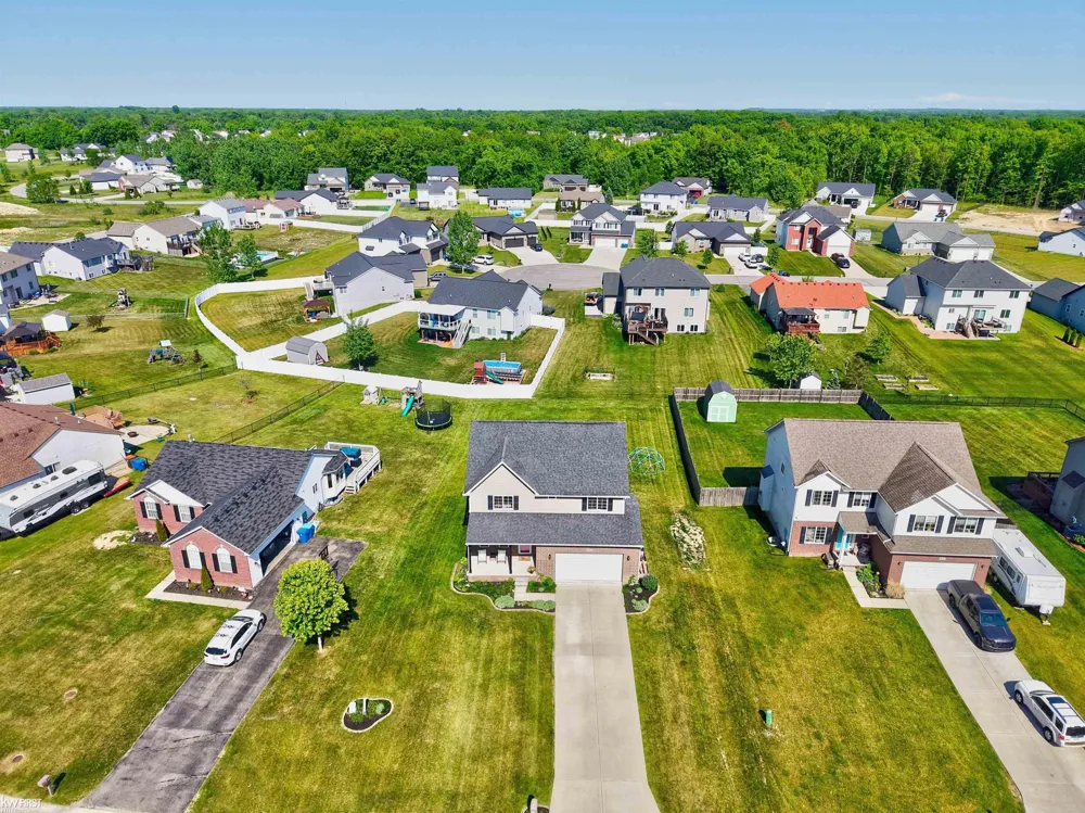 8101 Peninsula Circle Mundy Township, MI 48439