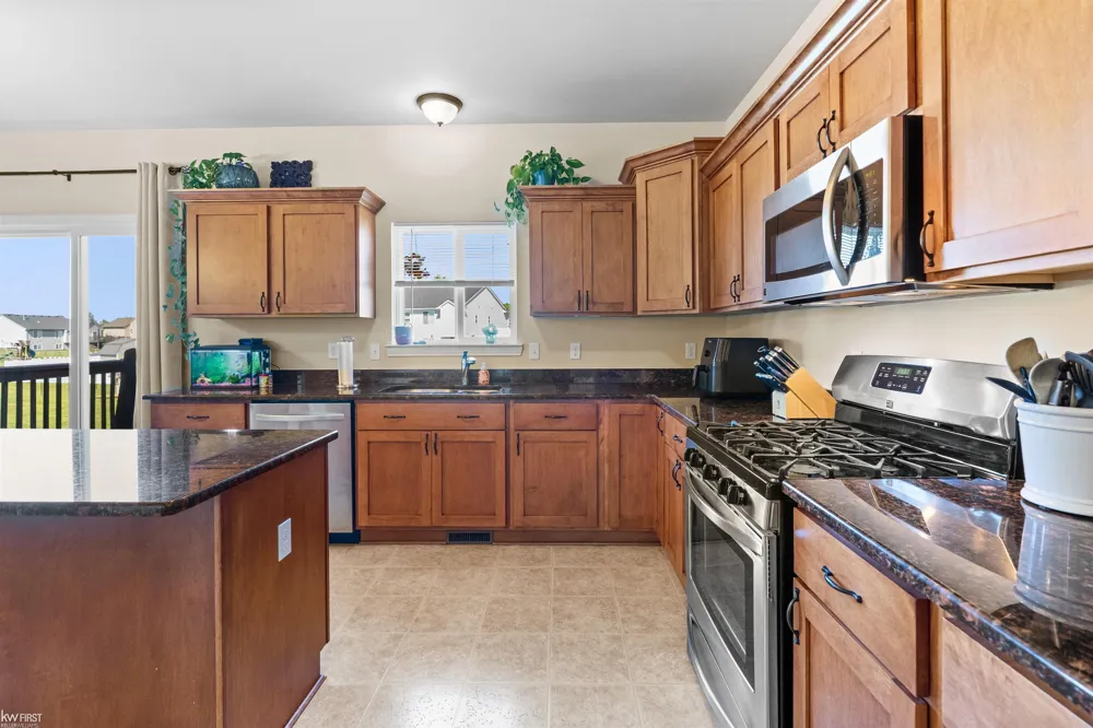 8101 Peninsula Circle Mundy Township, MI 48439