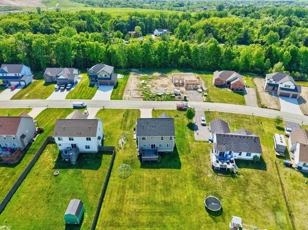 8101 Peninsula Circle Mundy Township, MI 48439