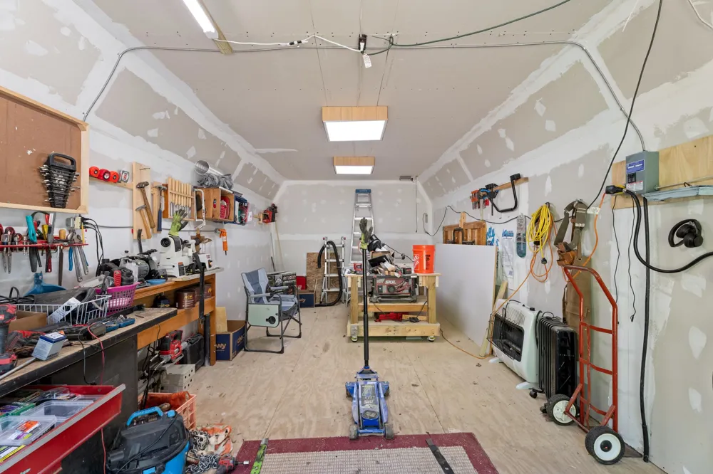 2670 Plainfield Road Plainfield Township, MI 48739
