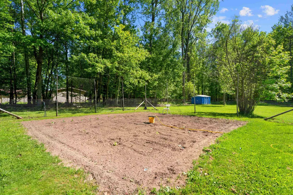 2670 Plainfield Road Plainfield Township, MI 48739