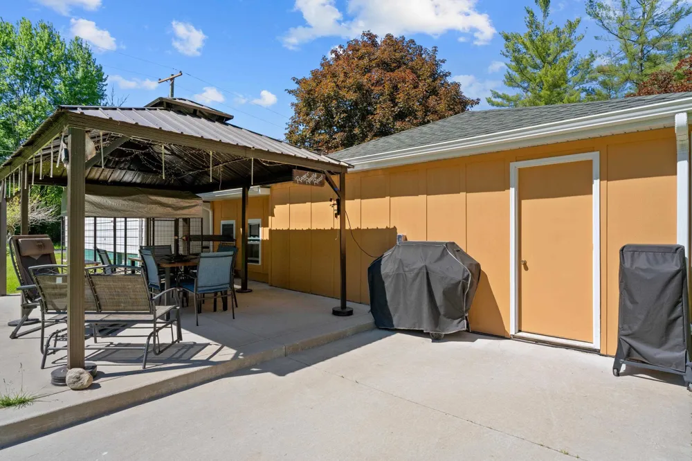 2670 Plainfield Road Plainfield Township, MI 48739