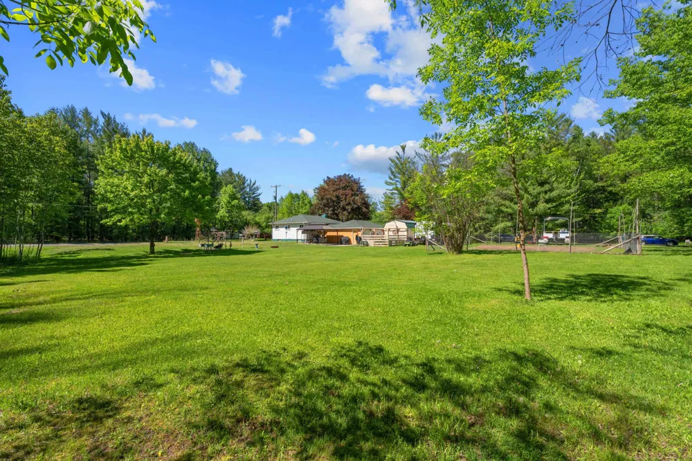 2670 Plainfield Road Plainfield Township, MI 48739